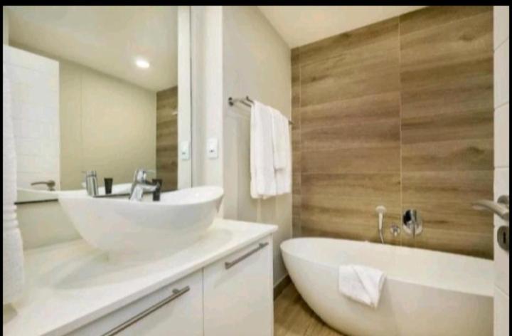 The Regency Hotel Apartment Претория Екстериор снимка