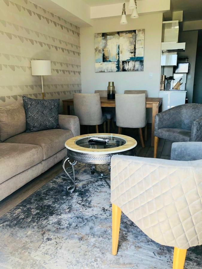 The Regency Hotel Apartment Претория Екстериор снимка